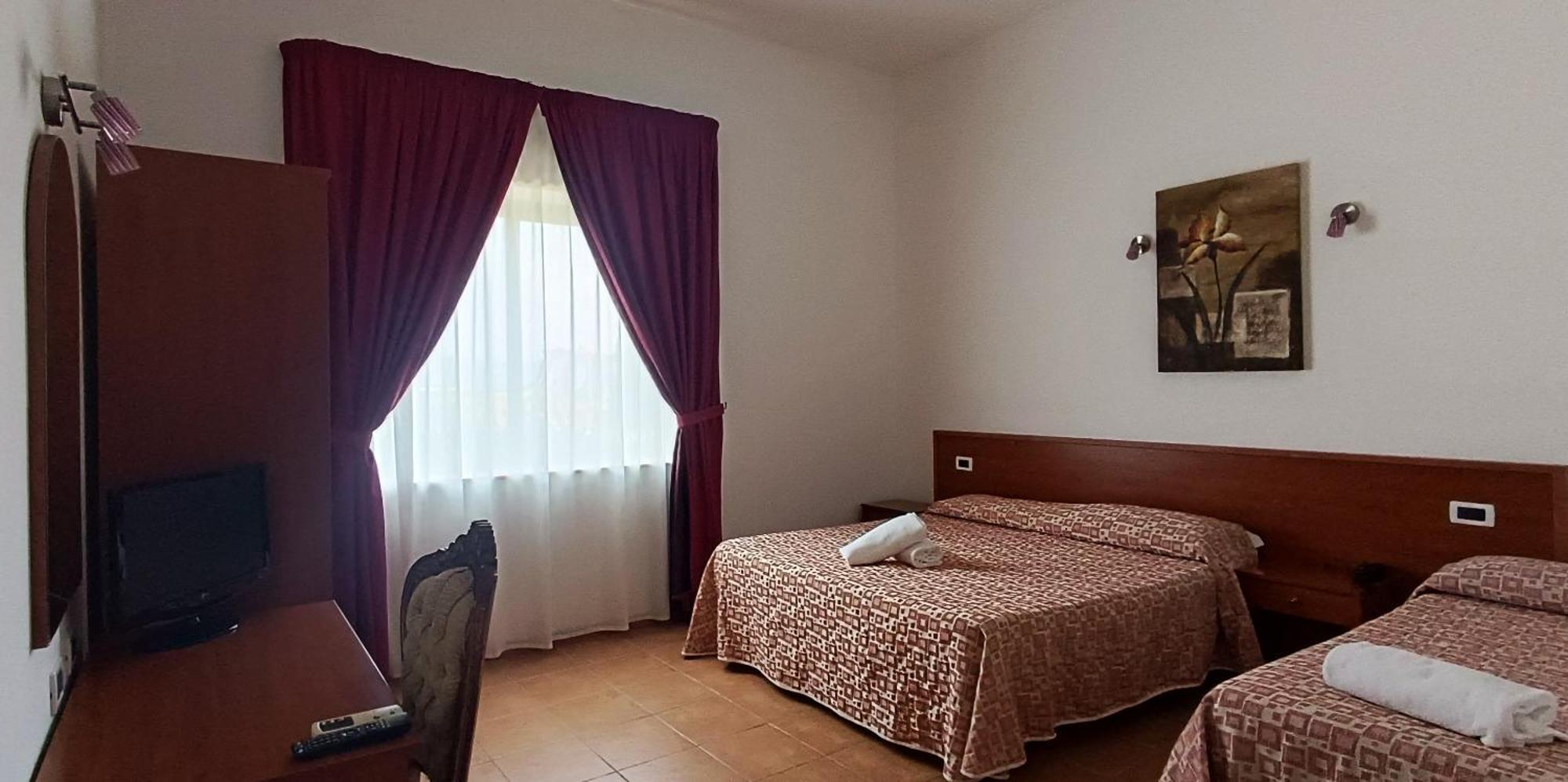 Desusino Residence&Hotel Butera Habitación foto